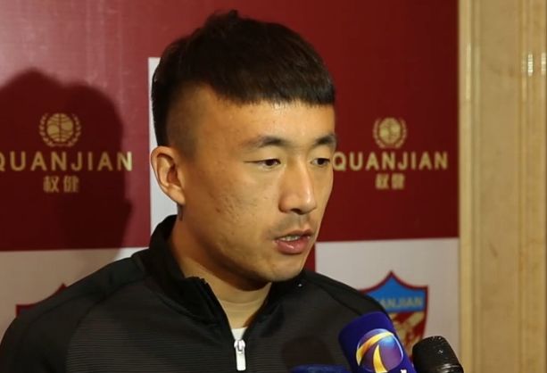 我也和球队提到了之前0-7输球的事情，但在去年我们和他们有三次交手，我们只输了一次，并且在另外两次比赛中我们都击败了他们。